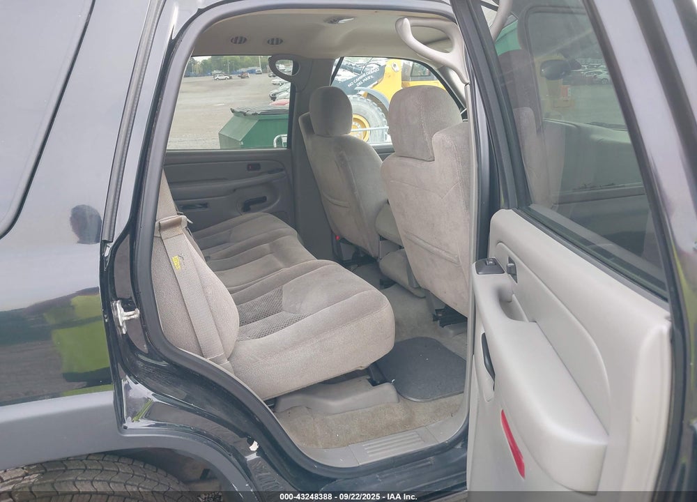 2006 CHEVROLET TAHOE VIN: 1GNEK13T76R132289