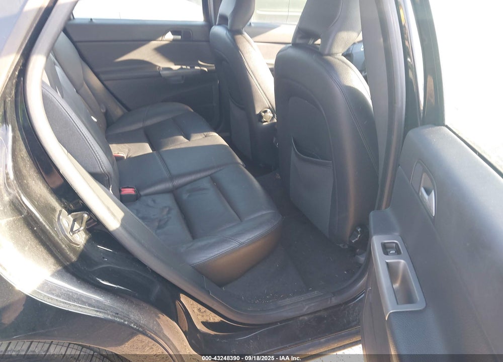 2007 VOLVO S40 VIN: YV1MS390572271211