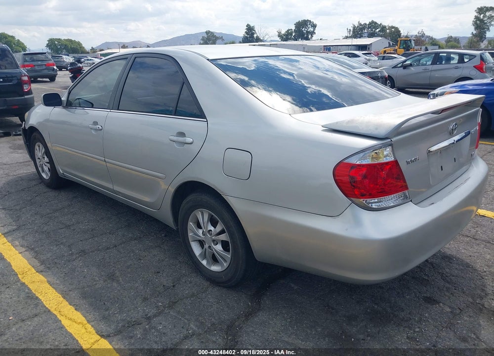 2005 TOYOTA CAMRY LE V6 VIN: 4T1BF32K05U089524