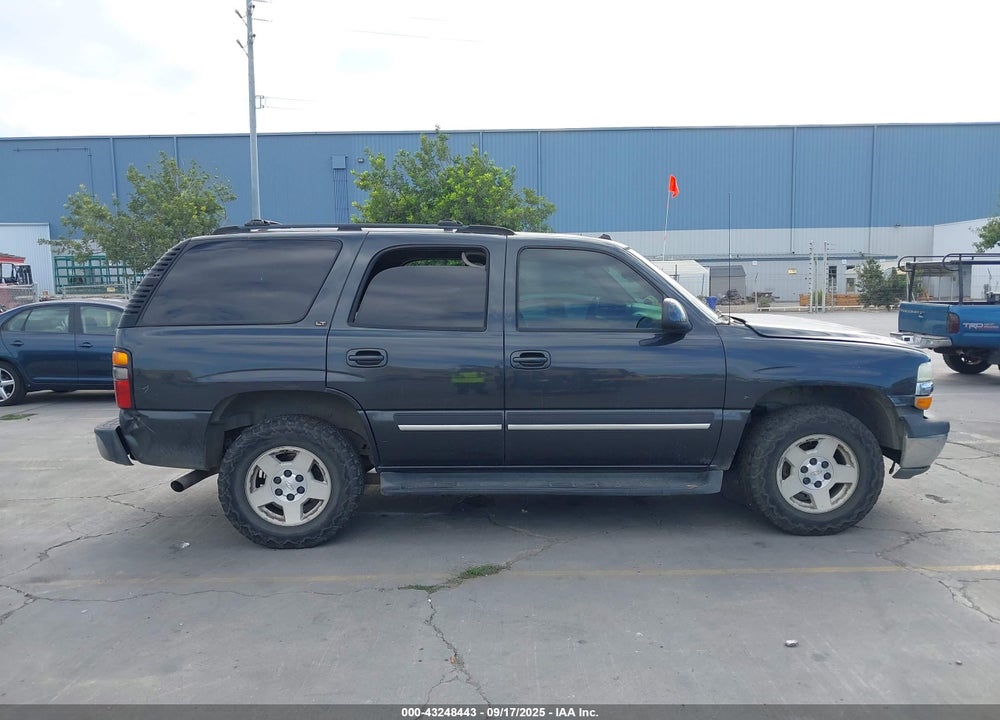 2004 CHEVROLET TAHOE LT VIN: 1GNEK13T14J215115