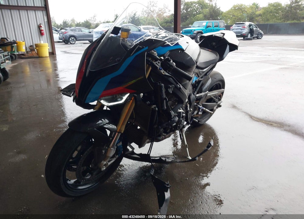 2024 BMW S 1000 RR VIN: WB10E6305R6J89171