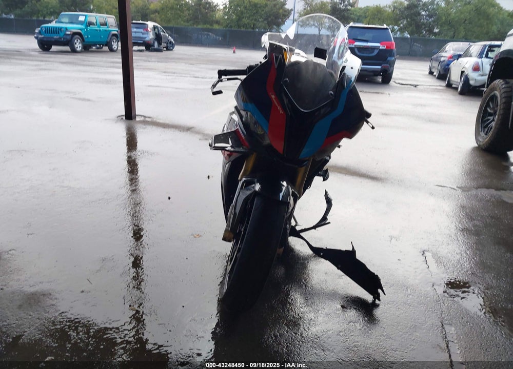 2024 BMW S 1000 RR VIN: WB10E6305R6J89171