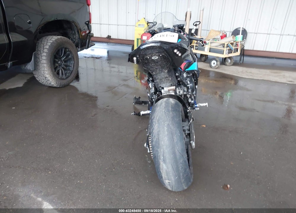 2024 BMW S 1000 RR VIN: WB10E6305R6J89171