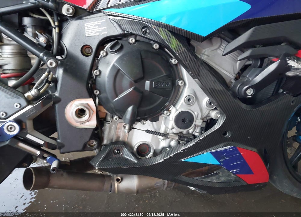 2024 BMW S 1000 RR VIN: WB10E6305R6J89171