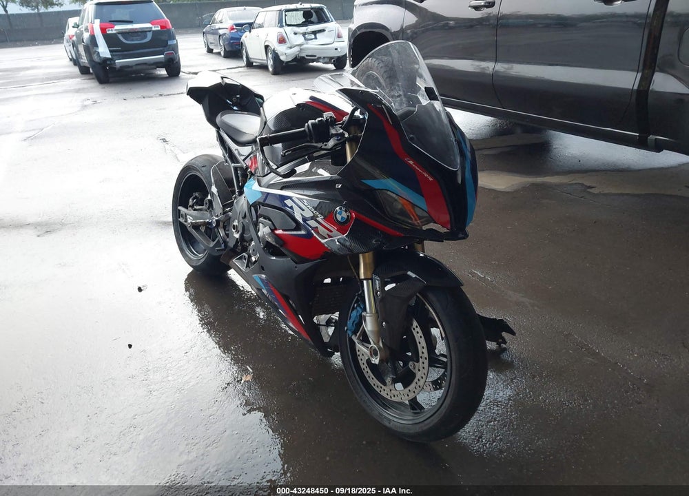 2024 BMW S 1000 RR VIN: WB10E6305R6J89171