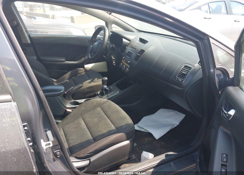 2016 KIA FORTE VIN: KNAFK4A61G5553345