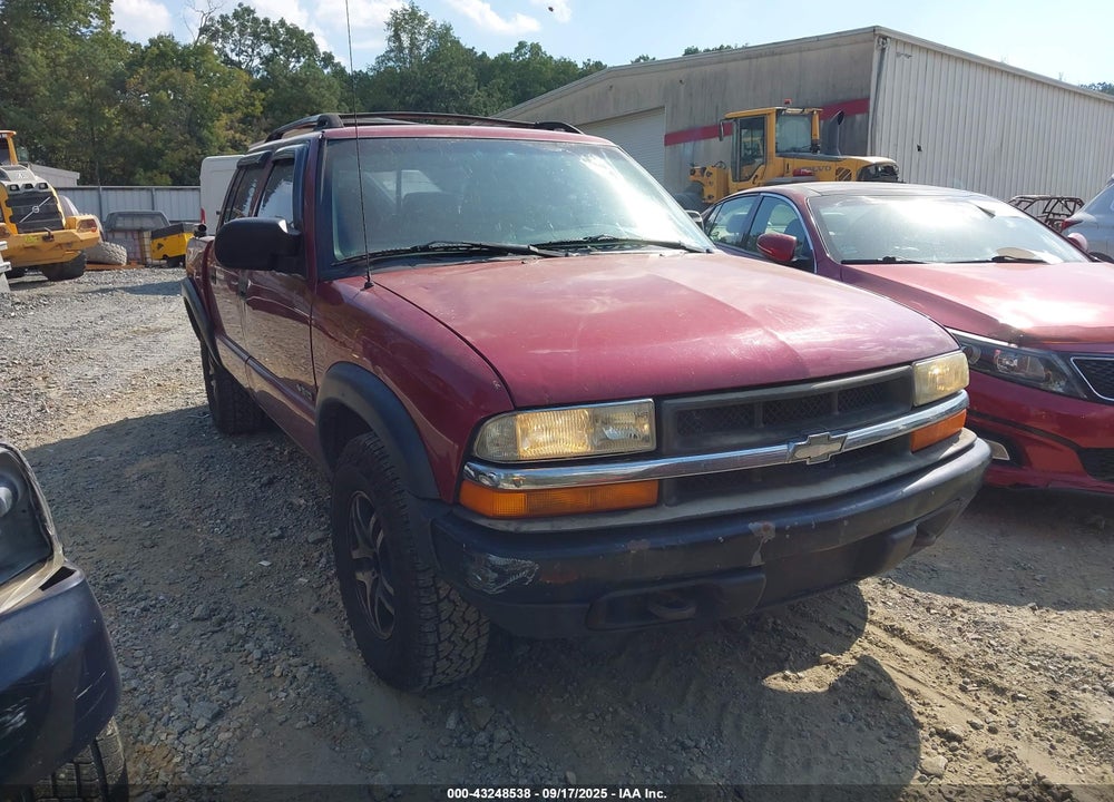 2003 CHEVROLET S-10 LS VIN: 1GCDT13X53K138276
