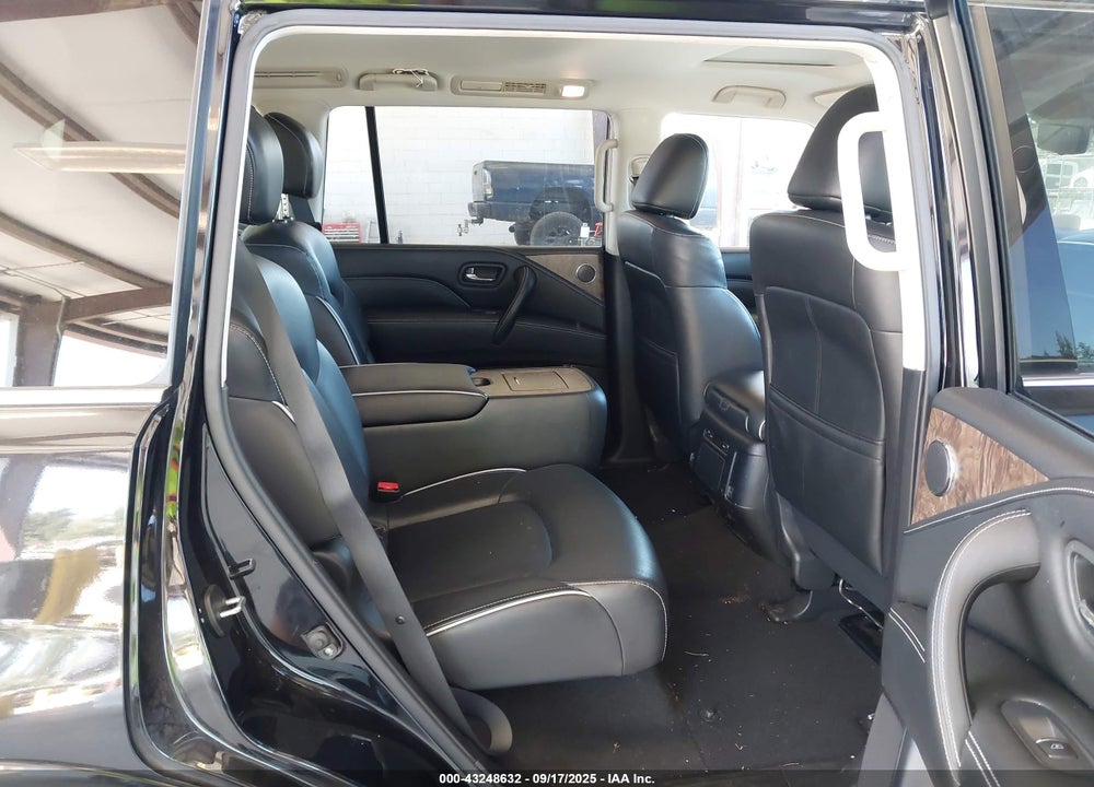 2021 INFINITI QX80 VIN: JN8AZ2AE2M9267758