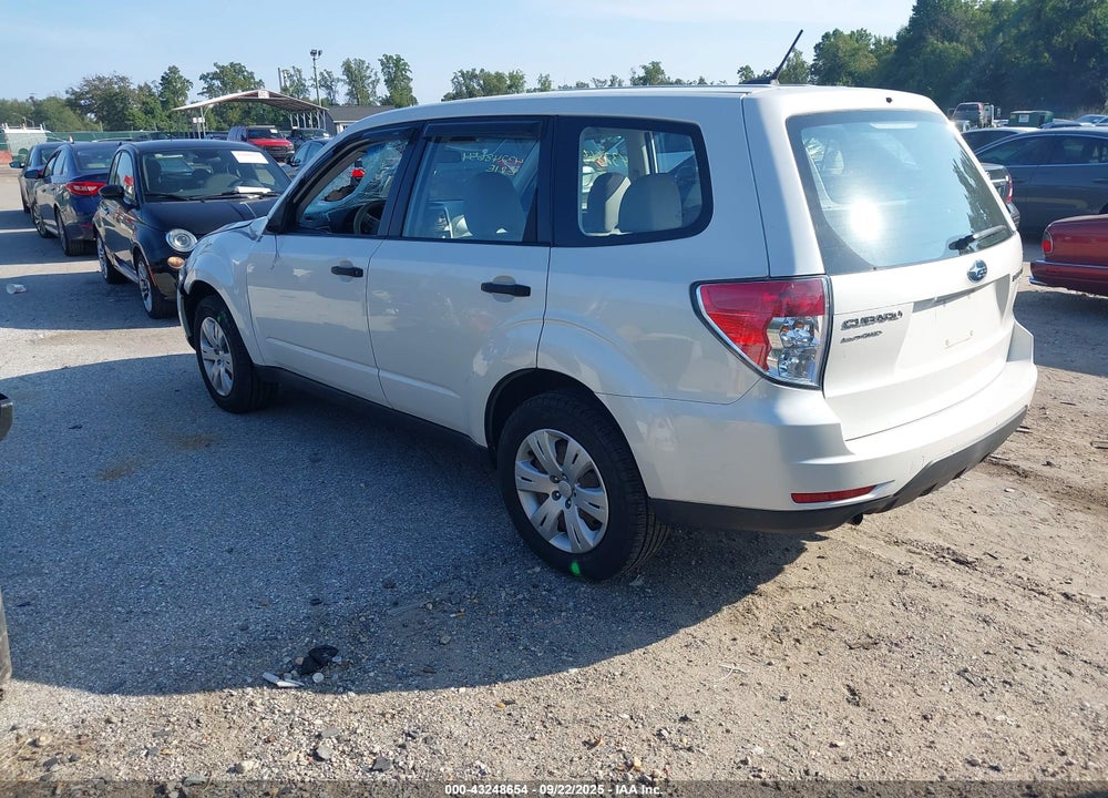 2013 SUBARU FORESTER VIN: JF2SHAAC6DH408379