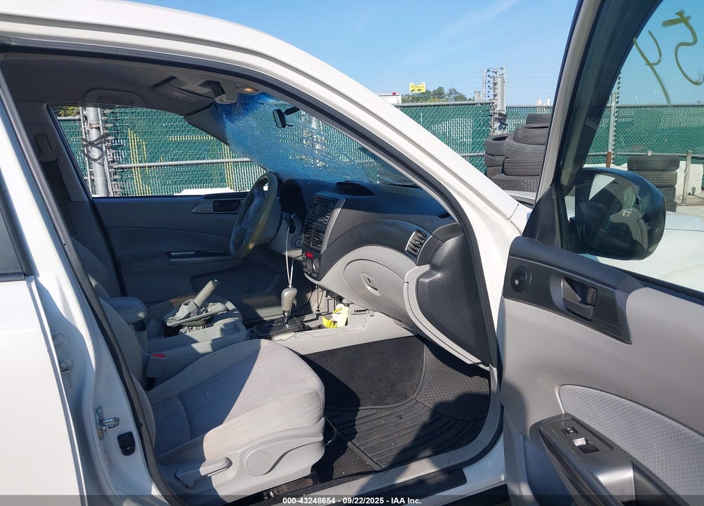 2013 SUBARU FORESTER VIN: JF2SHAAC6DH408379