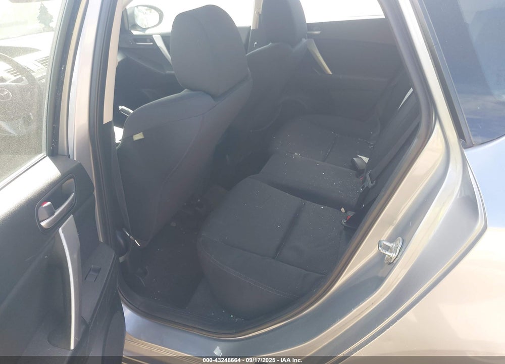 2011 MAZDA 3 VIN: JM1BL1K65B1401161