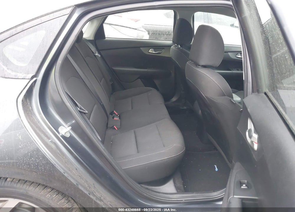 2021 KIA FORTE LXS VIN: 3KPF24AD4ME411475