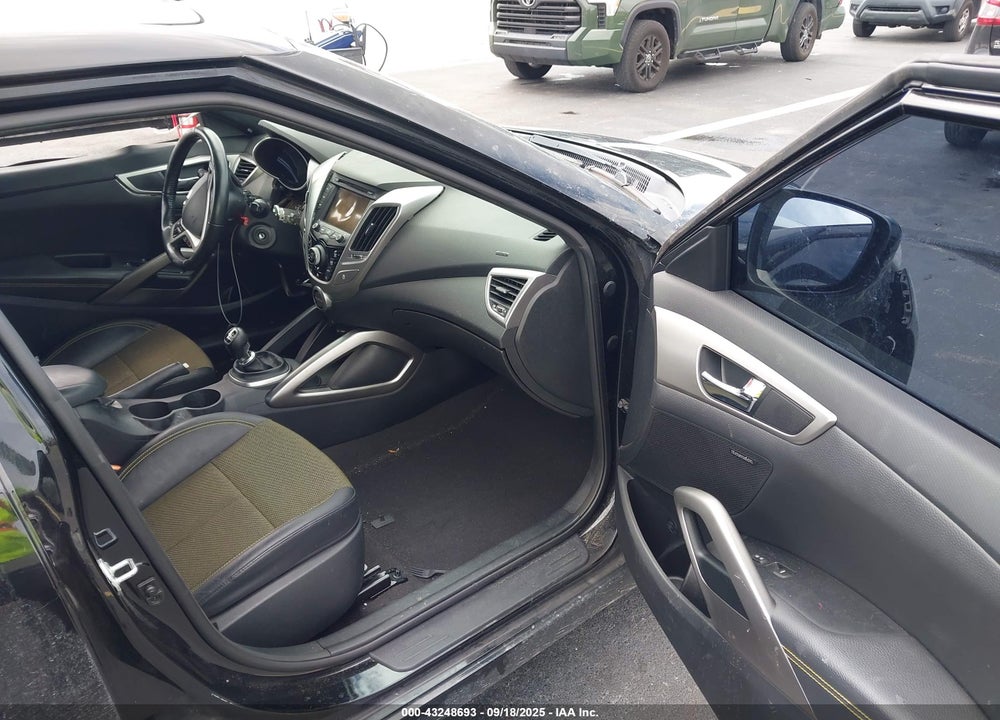 2016 HYUNDAI VELOSTER VIN: KMHTC6AD7GU256577