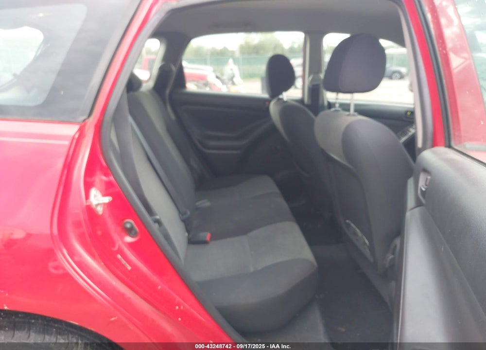 2007 TOYOTA MATRIX VIN: 2T1KR32E77C650761