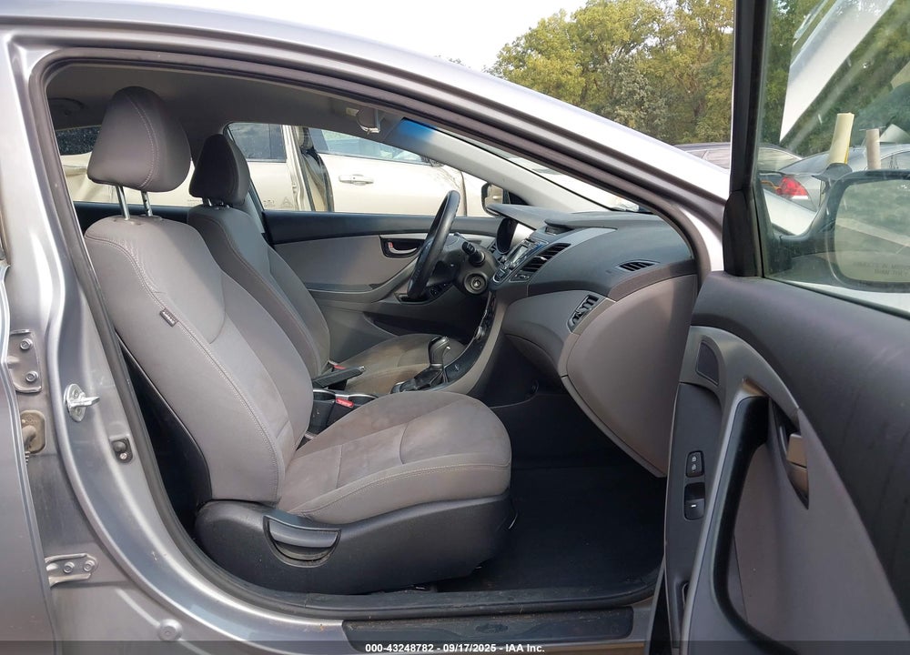 2014 HYUNDAI ELANTRA SE VIN: KMHDH4AE3EU182784