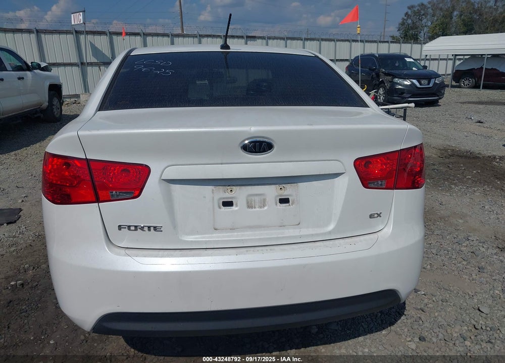 2012 KIA FORTE EX VIN: KNAFU4A24C5570769