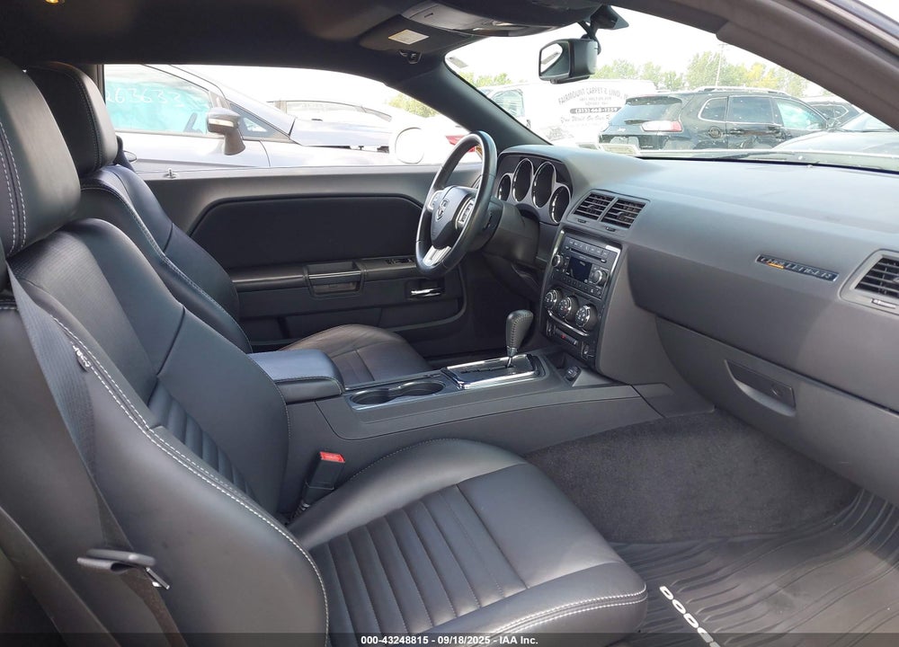 2011 DODGE CHALLENGER VIN: 2B3CJ4DG6BH604595