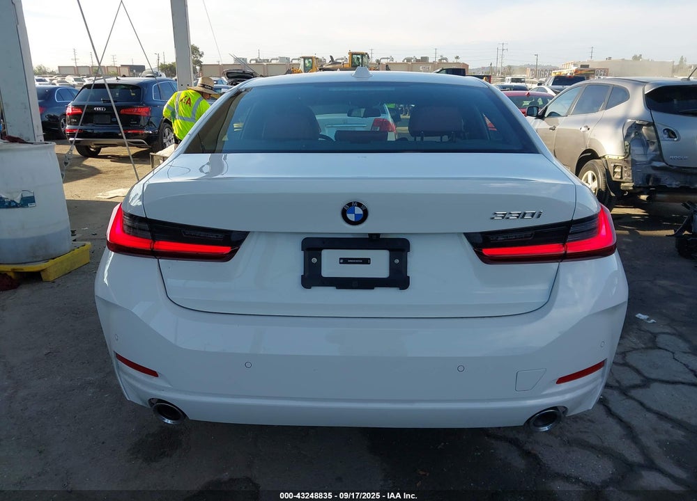 2025 BMW 3 SERIES VIN: 3MW69CW01S8F70149