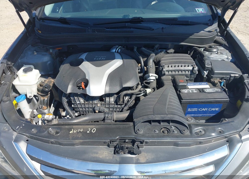 2014 HYUNDAI SONATA VIN: 5NPEC4AB8EH937158