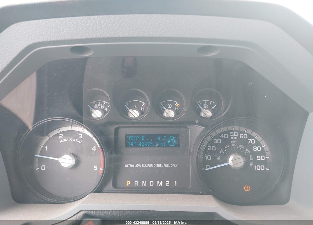 2011 FORD F-250 XL VIN: 1FT7X2BT8BEA57663