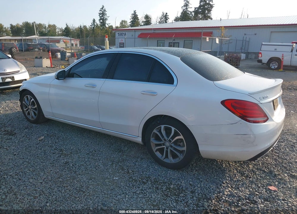2016 MERCEDES-BENZ C 300 VIN: WDDWF4JB9GR136039