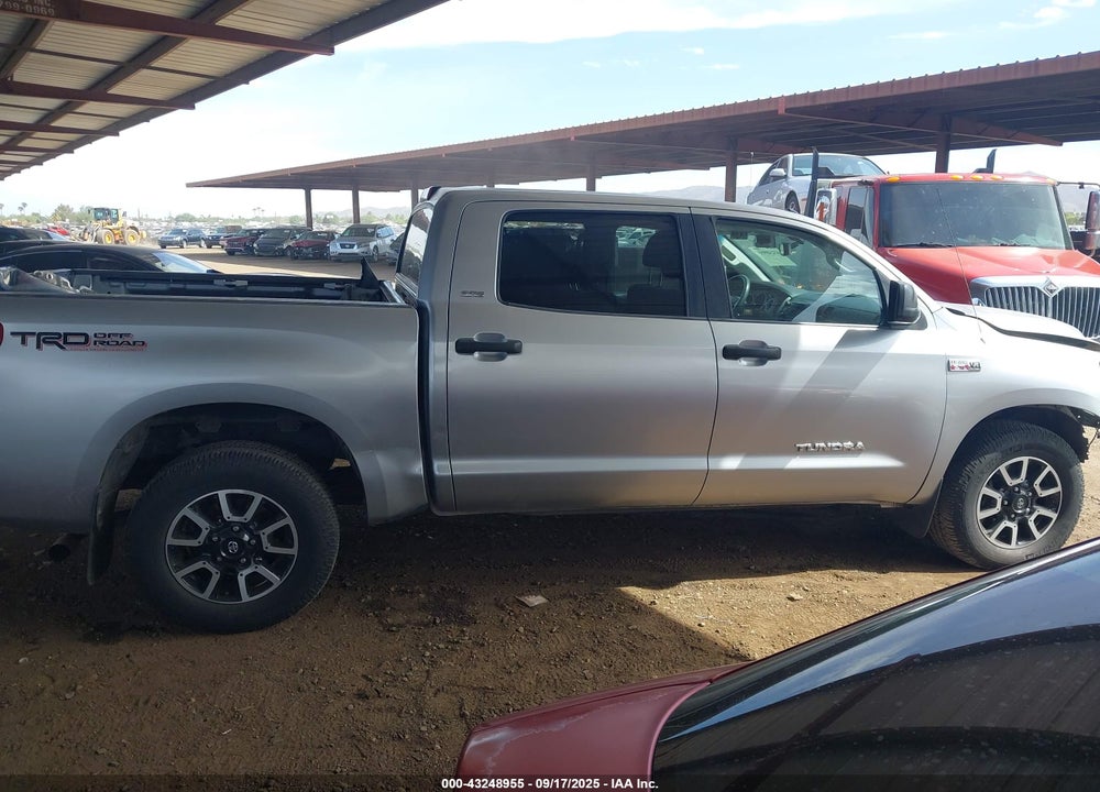2011 TOYOTA TUNDRA VIN: 5TFEY5F12BX103572
