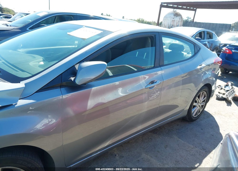 2016 HYUNDAI ELANTRA VIN: KMHDH4AE6GU481737