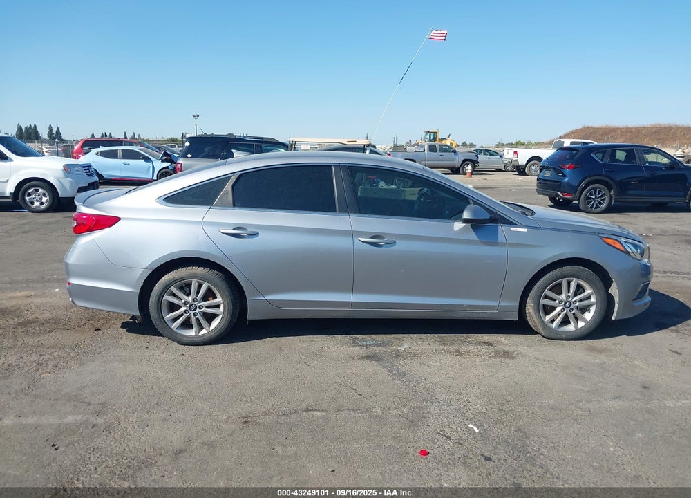 2017 HYUNDAI SONATA VIN: 5NPE24AF9HH595066
