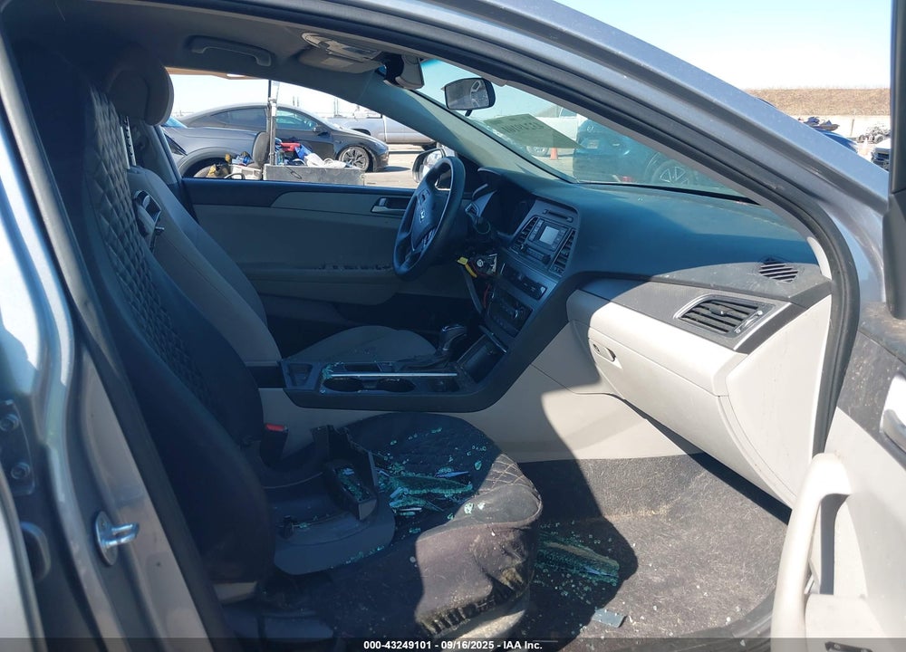 2017 HYUNDAI SONATA VIN: 5NPE24AF9HH595066