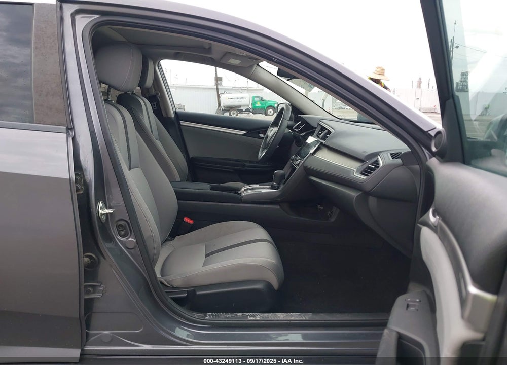 2017 HONDA CIVIC VIN: 2HGFC1F32HH634041