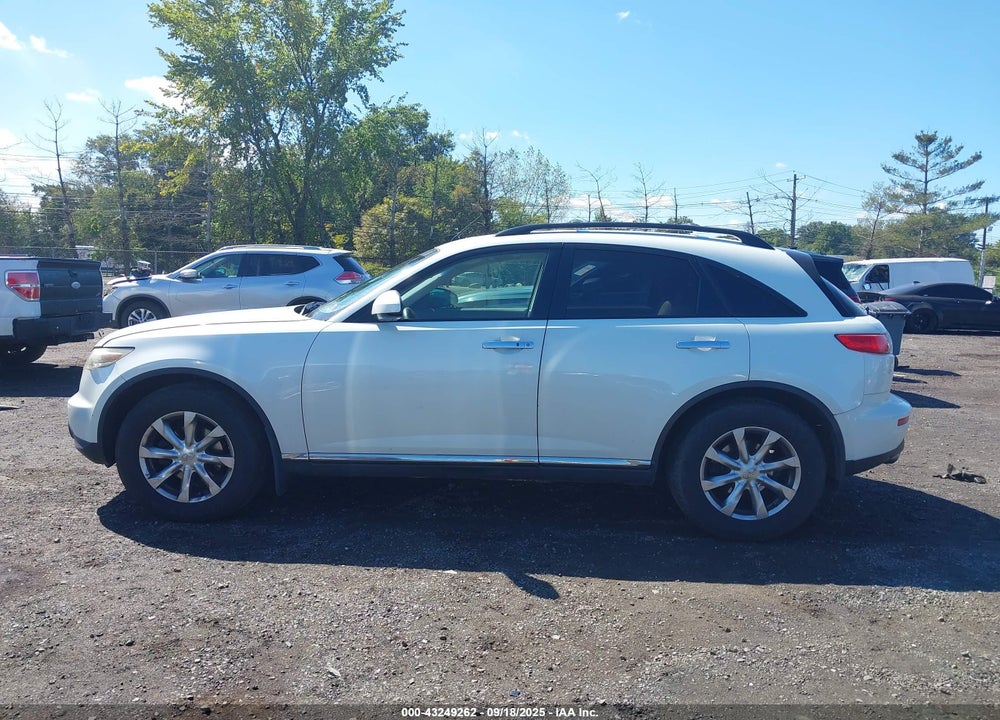 2008 INFINITI FX35 VIN: JNRAS08W78X208533