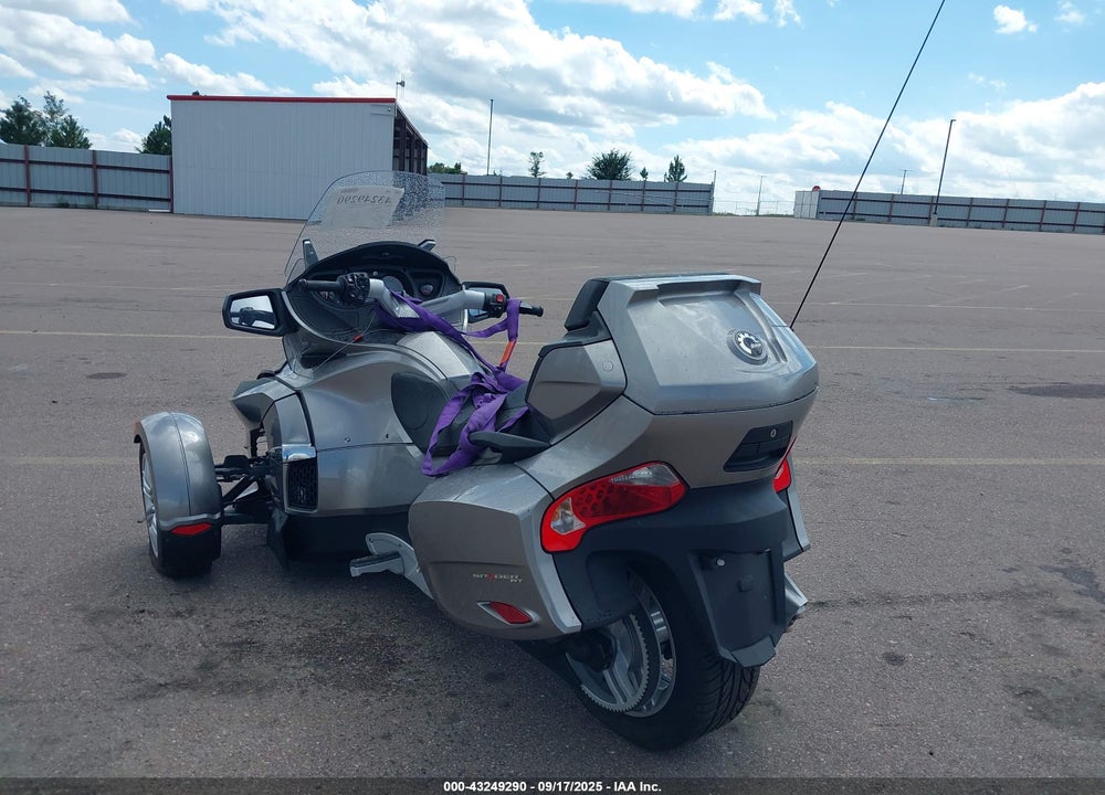 2012 CAN-AM SPYDER ROADSTER RTS VIN: 2BXJBWC1XCV001552