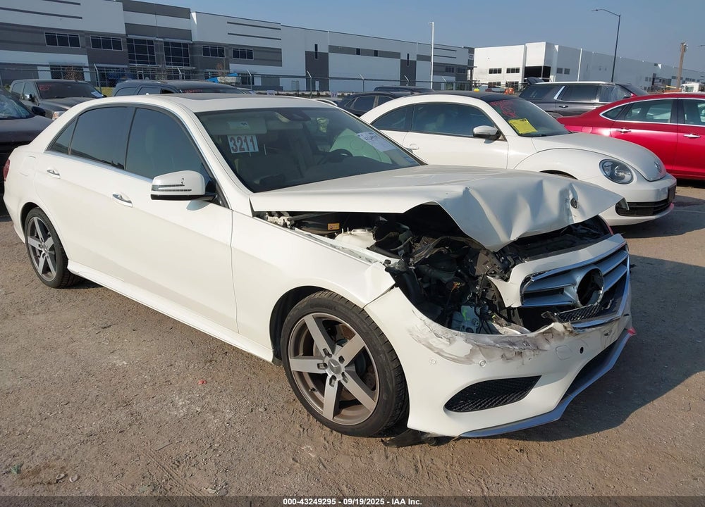 2014 MERCEDES-BENZ E 350 VIN: WDDHF5KB1EA807843