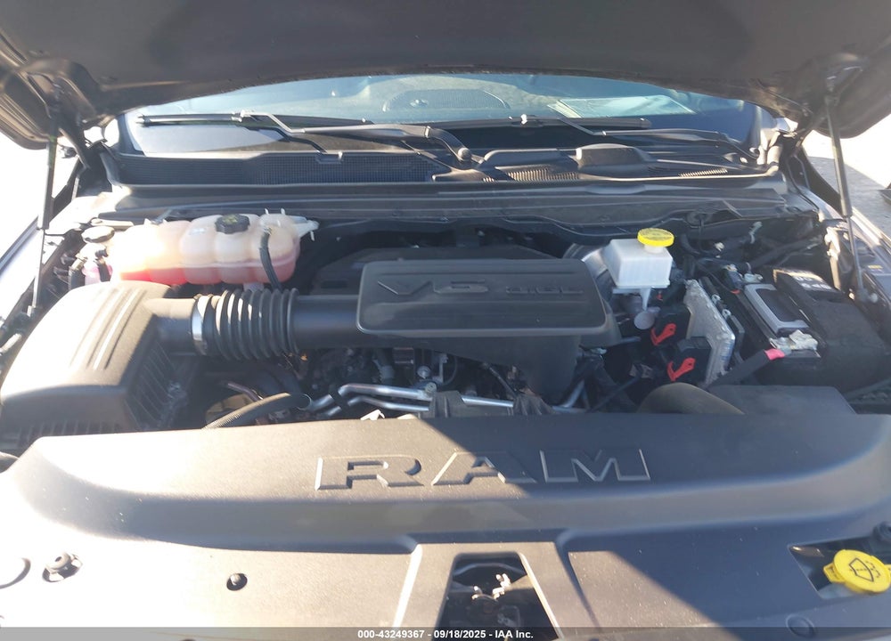 2022 RAM 1500 BIG HORN 4X4 6'4 BOX VIN: 1C6RRFBG8NN279032