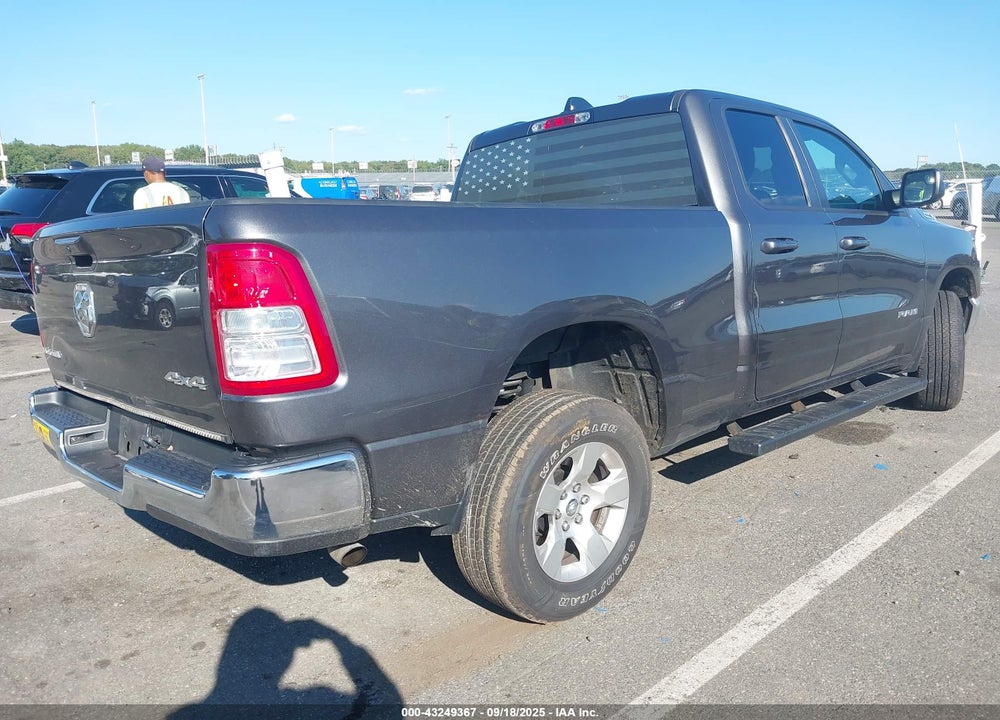 2022 RAM 1500 BIG HORN 4X4 6'4 BOX VIN: 1C6RRFBG8NN279032