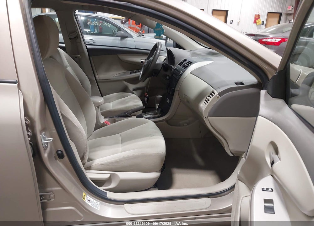 2010 TOYOTA COROLLA LE VIN: 2T1BU4EE9AC426687