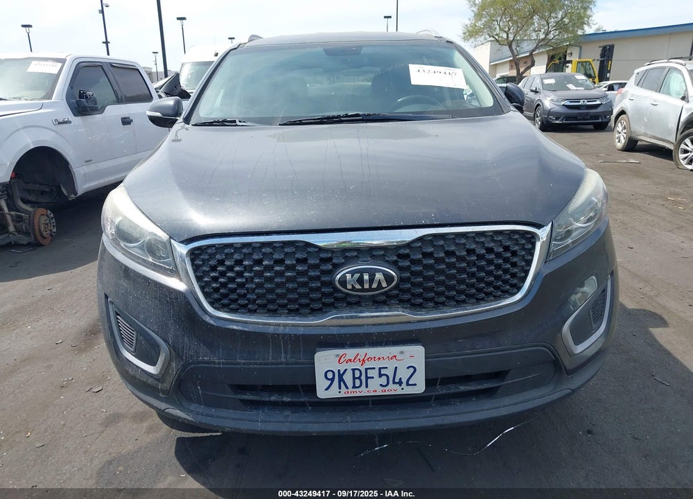2017 KIA SORENTO VIN: 5XYPGDA52HG315612