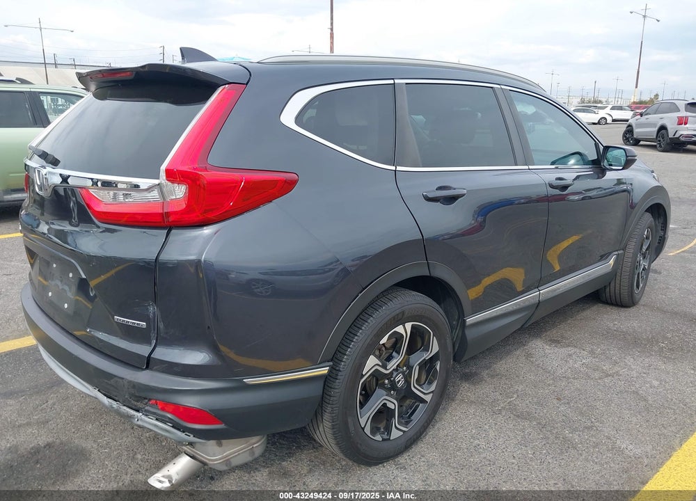 2017 HONDA CR-V VIN: 7FARW1H94HE022017