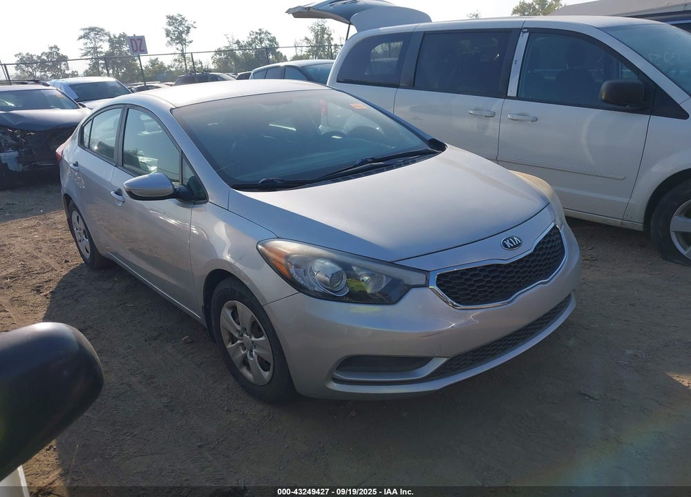 2015 KIA FORTE LX VIN: KNAFK4A61F5372860