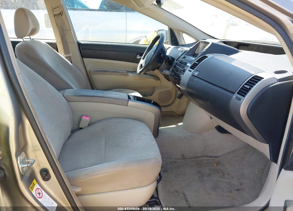 2005 TOYOTA PRIUS VIN: JTDKB20U053028050