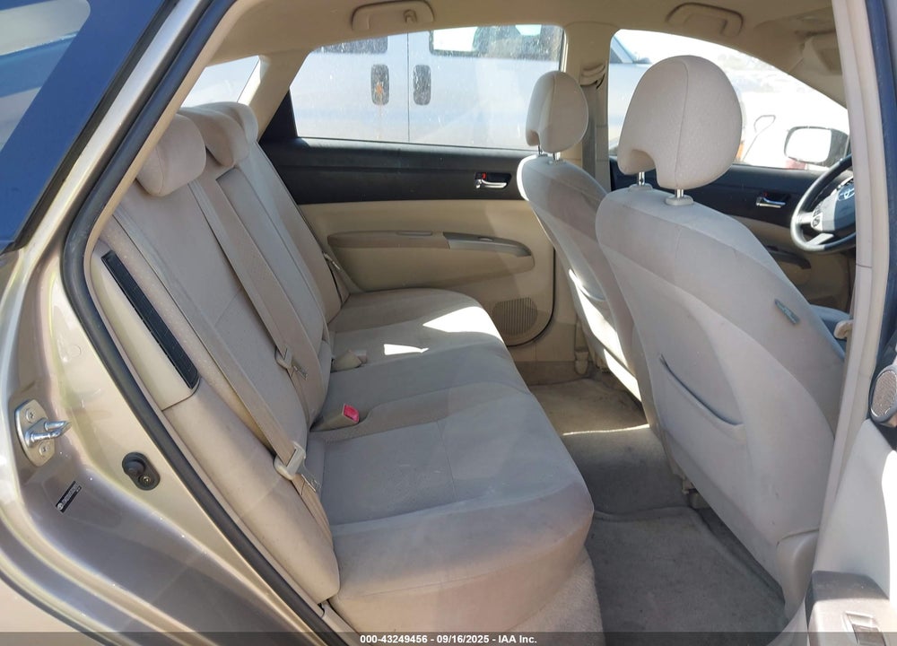 2005 TOYOTA PRIUS VIN: JTDKB20U053028050