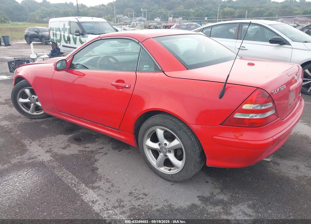 2002 MERCEDES-BENZ SLK 320 VIN: WDBKK65F52F240033
