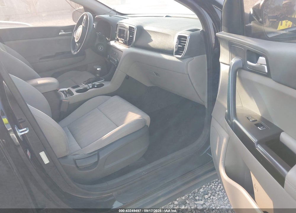 2017 KIA SPORTAGE LX VIN: KNDPM3AC1H7134922