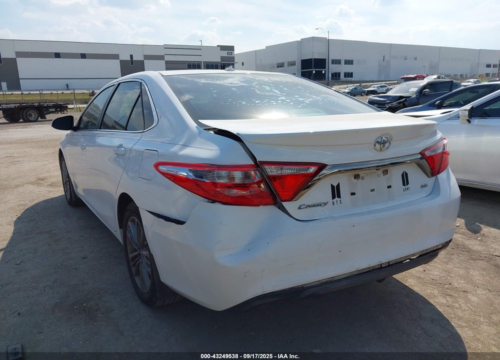 2015 TOYOTA CAMRY SE VIN: 4T1BF1FK8FU498211