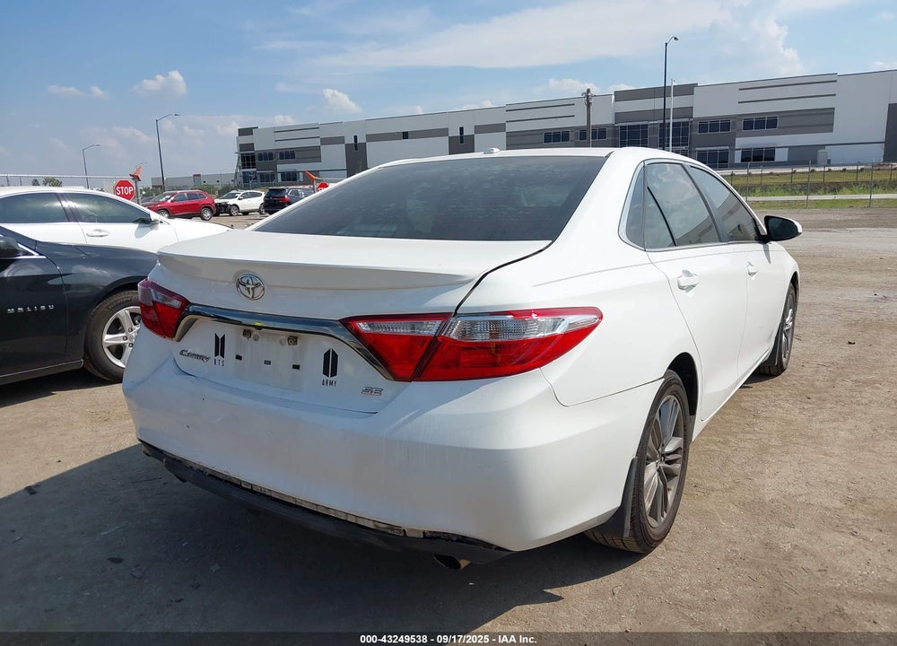 2015 TOYOTA CAMRY SE VIN: 4T1BF1FK8FU498211