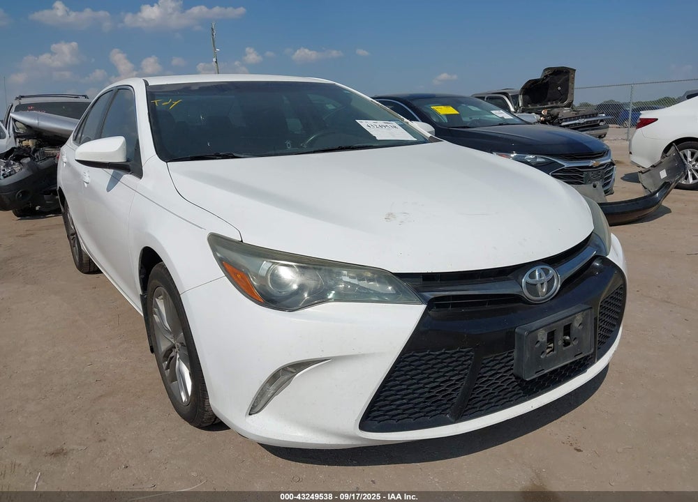 2015 TOYOTA CAMRY SE VIN: 4T1BF1FK8FU498211