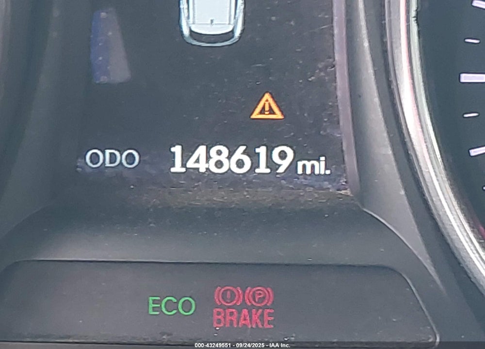 2015 HYUNDAI SANTA FE VIN: KM8SN4HF7FU100040