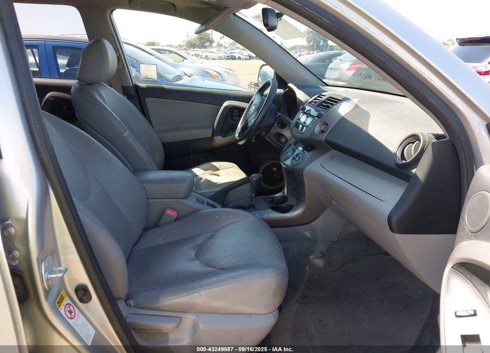 2008 TOYOTA RAV4 LIMITED V6 VIN: JTMZK31V386011208