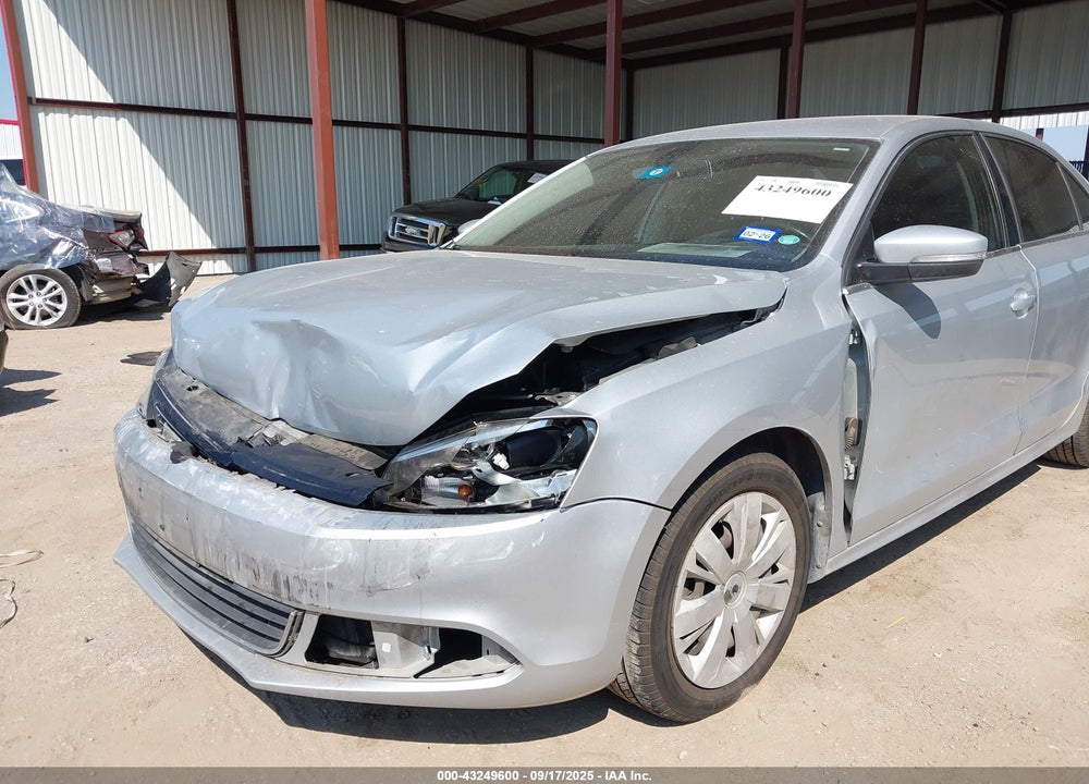 2013 VOLKSWAGEN JETTA VIN: 3VWDP7AJ6DM243633