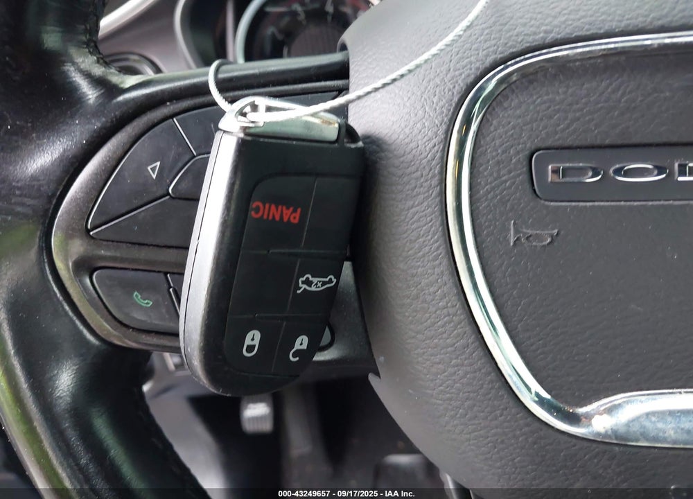 2021 DODGE CHALLENGER SXT VIN: 2C3CDZAG2MH520899